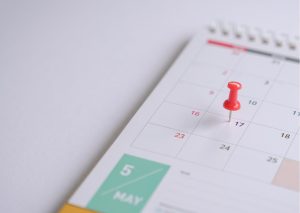 Checklist and calendar for compliance deadlines in new business registrations